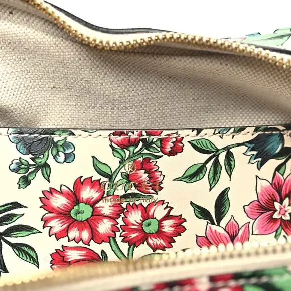 Gucci Calfskin Matelasse Diagonal Brit #247627G11B - Picture 5 of 9